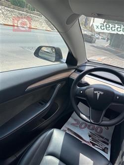 تسلا موديل 3